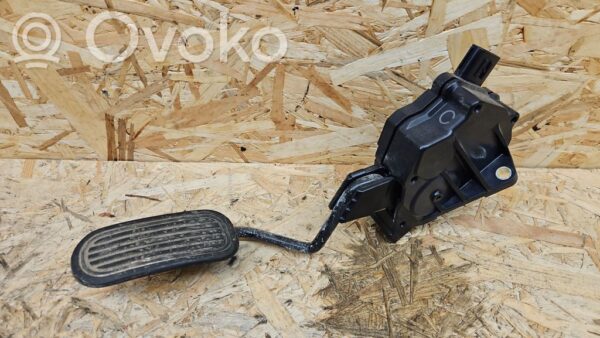 Lexus IS 220D-250-350 Accelerator throttle pedal