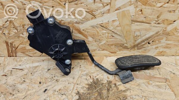 Lexus IS 220D-250-350 Accelerator throttle pedal