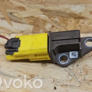 rrr-part-2523-38b3d9e3bcf8e4fade9209ecdb4a7c1a Audi A6 S6 C6 4F Turvapadja avanemise andur