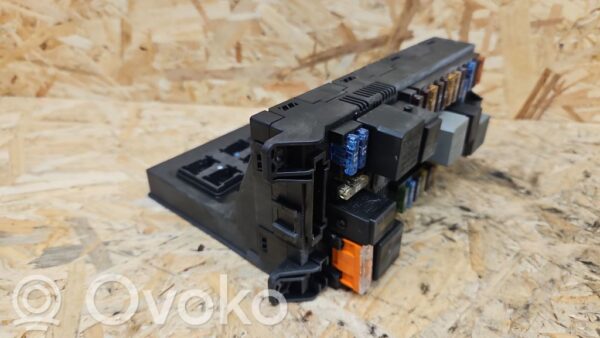 rrr-part-2534-1b3324d3480b657ac89f645a87c5a89e Mercedes-Benz CLS C219 Fuse module