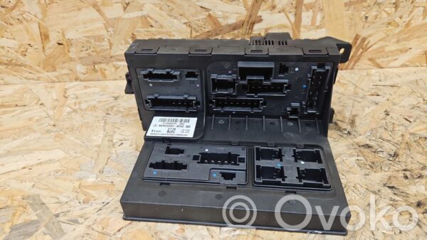 rrr-part-2534-6451ec30c50b39fbf7abc0caee84e45c Mercedes-Benz CLS C219 Fuse module