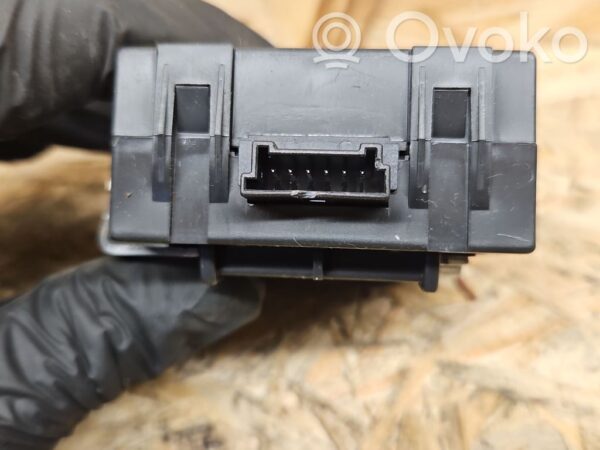 rrr-part-2536-63caf01de51758b9bfd5cf9a165812d9 Mercedes-Benz CLS C219 Alarm control unit/module