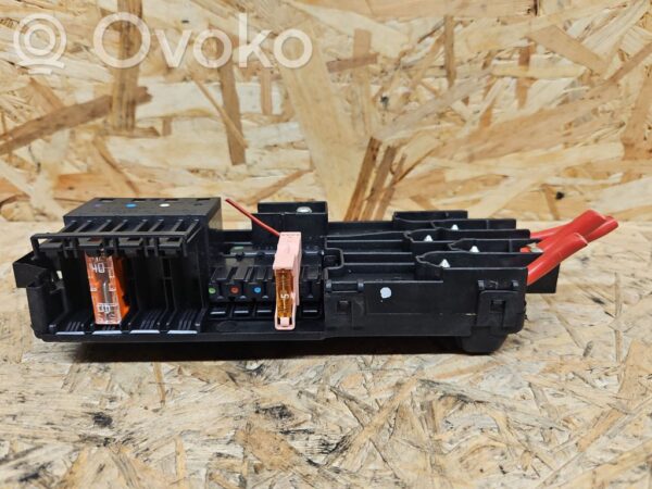 Mercedes-Benz CLS C219 High voltage junction box
