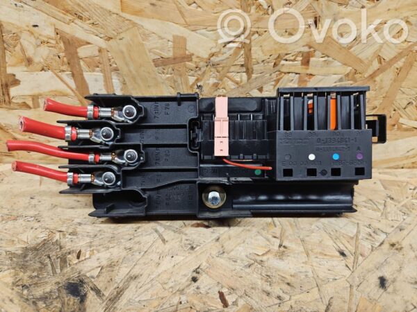 Mercedes-Benz CLS C219 High voltage junction box