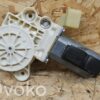 Mercedes-Benz CLS C219 Front door window regulator motor