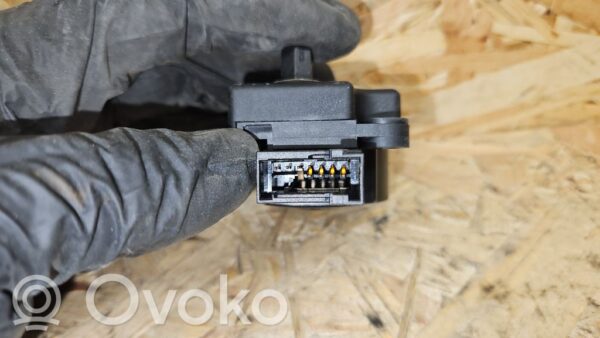 Mercedes-Benz CLS C219 Air flap motor/actuator
