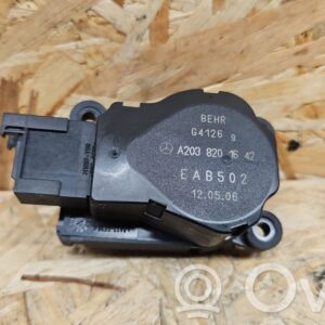 rrr-part-2553-586c6384906b4f29bc6dd8ad09e01479 Mercedes-Benz CLS C219 Õhuklapi mootor/ajam