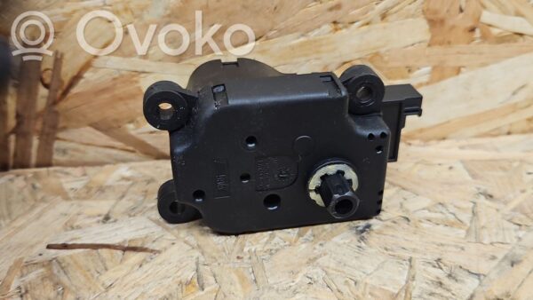 rrr-part-2556-b05d7d3bb2c16026689c8118f658965f Mercedes-Benz CLS C219 Air flap motor/actuator
