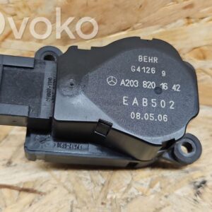 rrr-part-2556-f0d0d5b91a2c2fee3dc18bbc0c9654af Mercedes-Benz CLS C219 Õhuklapi mootor/ajam