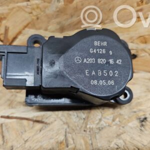 rrr-part-2560-0226837aef423f516109c4422ab6e696 Mercedes-Benz CLS C219 Õhuklapi mootor/ajam