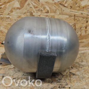 rrr-part-2568-2a5001f155ae0d3cef76b1bd7a11fba0 Mercedes-Benz CLS C219 Õhkvedrustuse paak/reservuaar