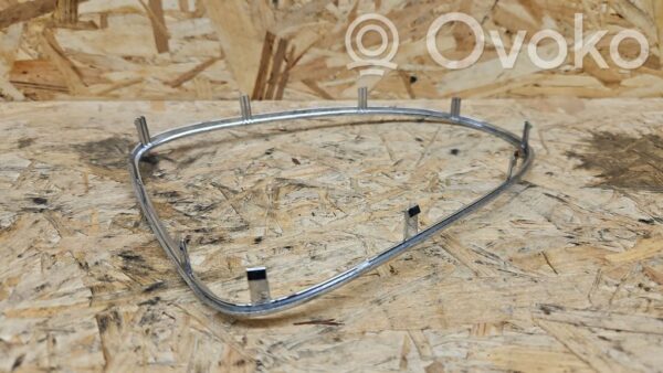 Mercedes-Benz CLS C219 Center console decorative trim