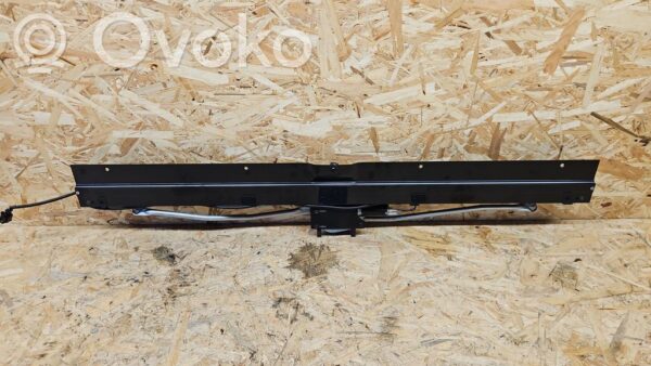 rrr-part-2610-6f97b7f44cddd97915a70cb430649eaa Audi A6 S6 C6 4F Elektriline tagaakna päikesesirm