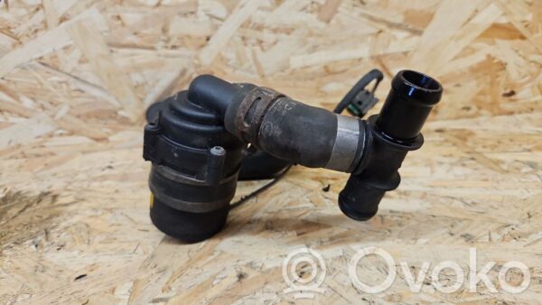 rrr-part-2640-2b7d1d7d42d2ff1474051f11dc90aa92 Audi A6 S6 C6 4F Elektriline veepump