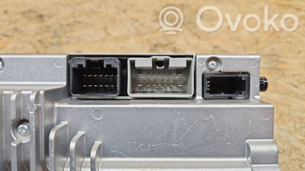 Volvo V70 Radio/CD/DVD/GPS head unit
