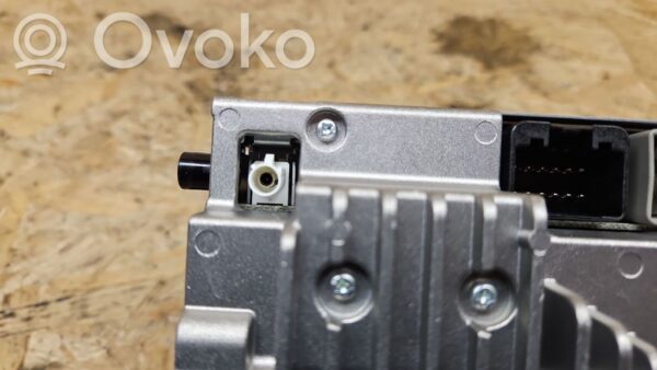 Volvo V70 Radio/CD/DVD/GPS head unit