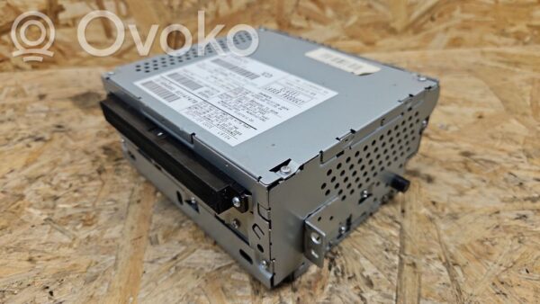 Volvo V70 Radio/CD/DVD/GPS head unit