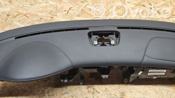 rrr-part-2660-68b693d19249479f2fc39384dcb66c57 Mercedes-Benz CLS C219 Armatuurlaud