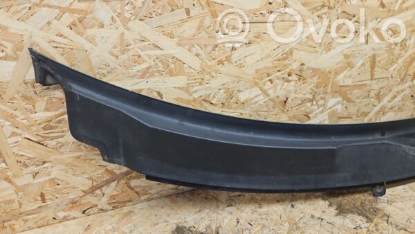 Audi A6 S6 C6 4F Wiper trim