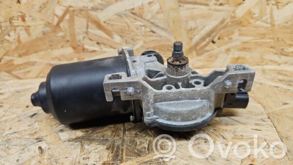 Toyota Avensis T250 Wiper motor