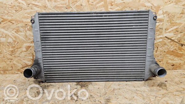 Toyota Avensis T250 Intercooler radiator