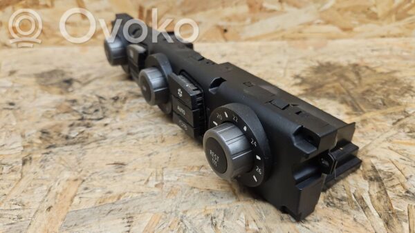 BMW 5 E60 E61 Climate control unit