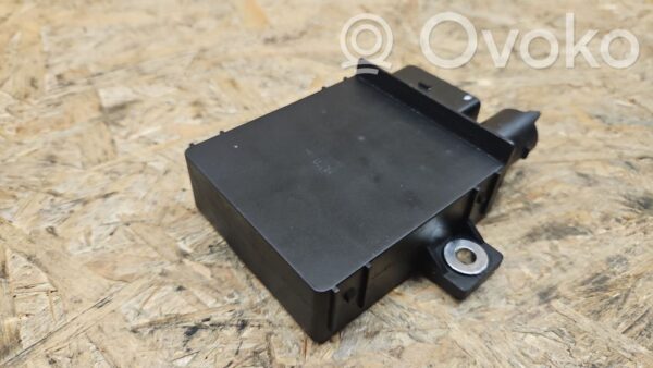 BMW 5 E60 E61 Glow plug pre-heat relay
