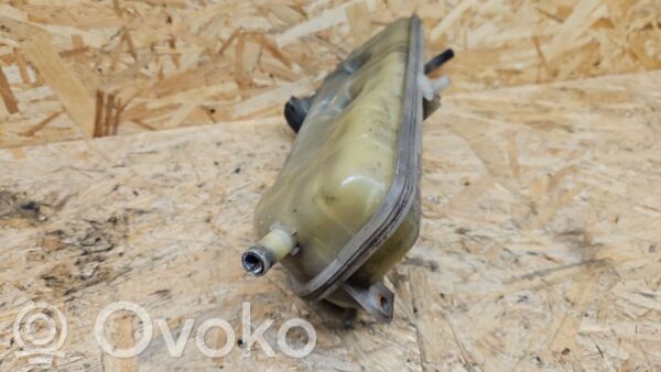 rrr-part-2791-39ed1c54311ca1f3972cb8116ca7ed42 Toyota Avensis T250 Coolant expansion tank/reservoir