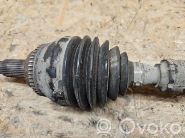 Toyota Avensis T250 Front driveshaft