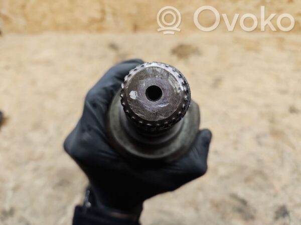 Toyota Avensis T250 Front driveshaft
