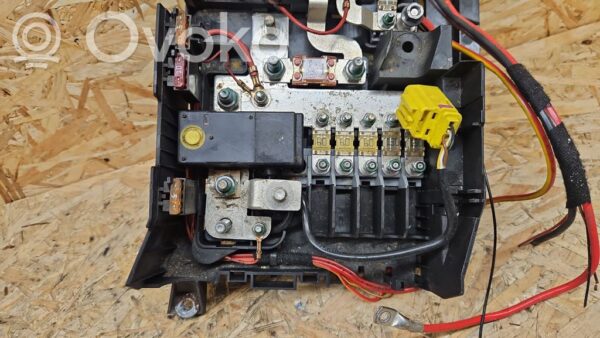 rrr-part-2802-b7b0753fc06e70d73a91fa463fe233e7 Volkswagen Touareg I Fuse module