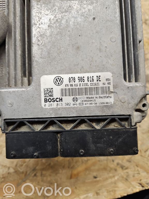 rrr-part-2827-cf6633a5e189dea8a2a293a99db29fa2 Volkswagen Touareg I Engine control unit/module