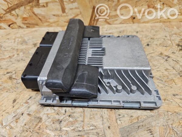 Audi A5 Sportback 8TA Engine control unit/module