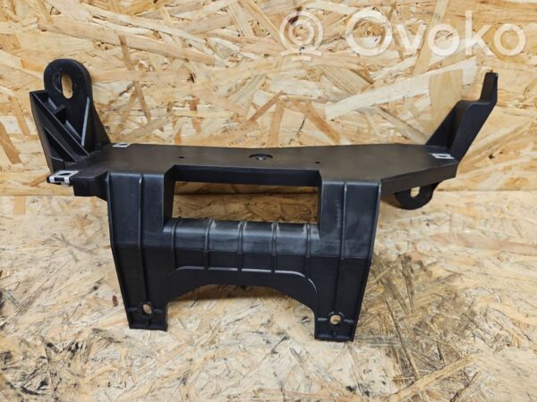 rrr-part-2833-c75979533bc95bd2de0e8143bda7ba57 Audi A5 Sportback 8TA Helivõimendi hoidik/klamber