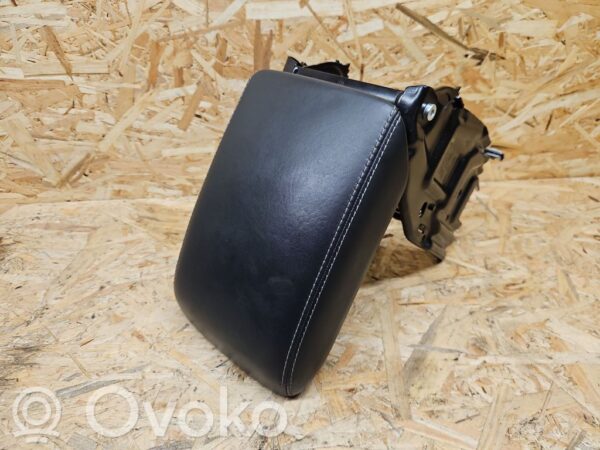 rrr-part-2908-220d8ebdd8263a189806a53c55dae0fd Audi S5 Käetugi
