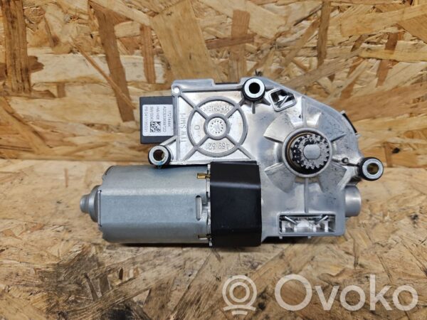 rrr-part-2921-752f7d735e3de377d0845071a0a6c989 Audi S5 Katuseluugi mootor/ajam