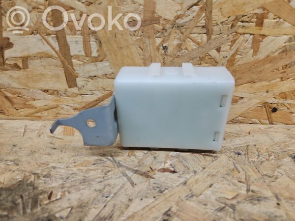 rrr-part-2969-c4fe24c884ac9b0ef77370878f09d5a4 Subaru Outback Ukse keskluku moodul