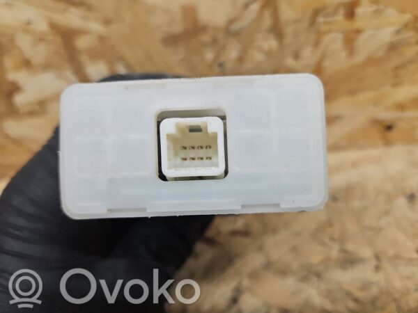 rrr-part-2969-c6d38ced140923638865995c429f9161 Subaru Outback Ukse keskluku moodul
