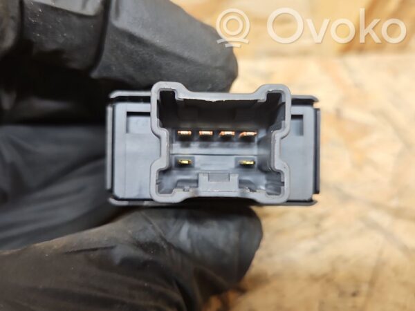 rrr-part-2987-676dd7797b1e52aecae12935bed859c1 Subaru Outback Istmesoojenduse lüliti