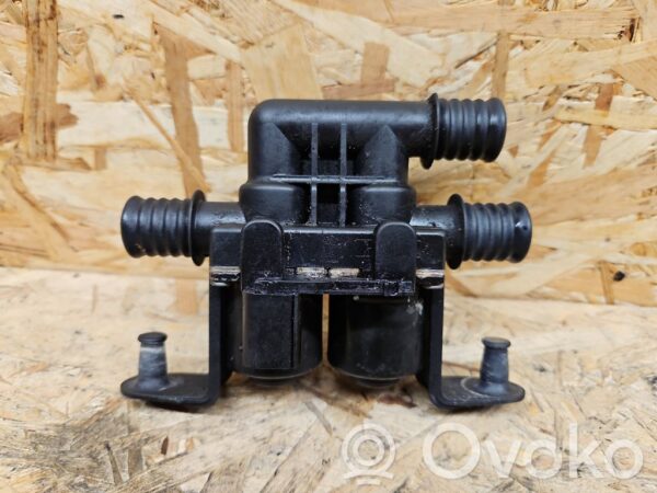rrr-part-2999-285a4955523c7f36de6674c24445af5f BMW 5 E60 E61 Jahutusvedeliku soojendi juhtventiil