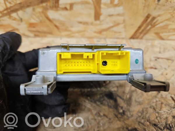 rrr-part-3001-109fef6cc2308bcb4b90a3d17c45bac8 BMW 5 E60 E61 Turvapadja moodul