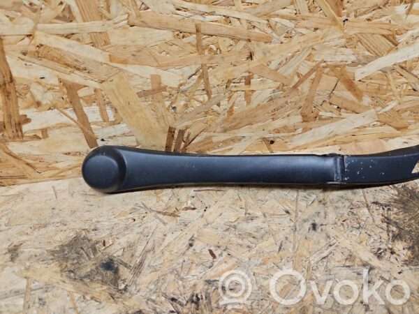 rrr-part-3024-b4feadf0b50e526ea52b5512ae4696db BMW 5 E60 E61 Front wiper blade arm