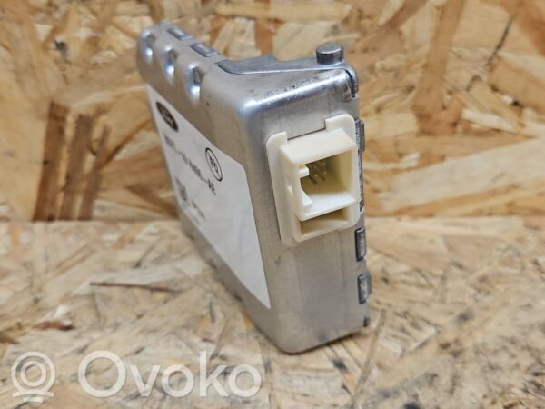 rrr-part-3035-7177bd823a88934b821a430bf88597eb Ford Galaxy Windshield/windscreen camera