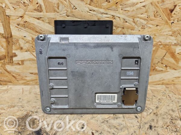 rrr-part-3044-e836a102d2670112581c92d72a6d391b Volkswagen Touareg I Transfer box differential control unit