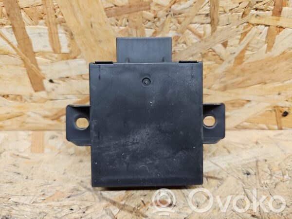 rrr-part-3046-0ef10d00d4caa723dd8f5de9c3298df4 Volkswagen Touareg I Alarm control unit/module