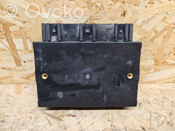 Volkswagen Touareg I Comfort/convenience module