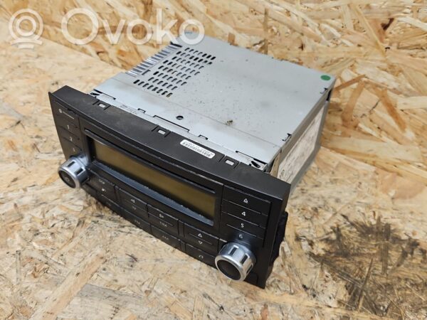 rrr-part-3054-9af4defecc8b382528f446bfd7f659b2 Volkswagen Touareg I Radio/CD/DVD/GPS head unit