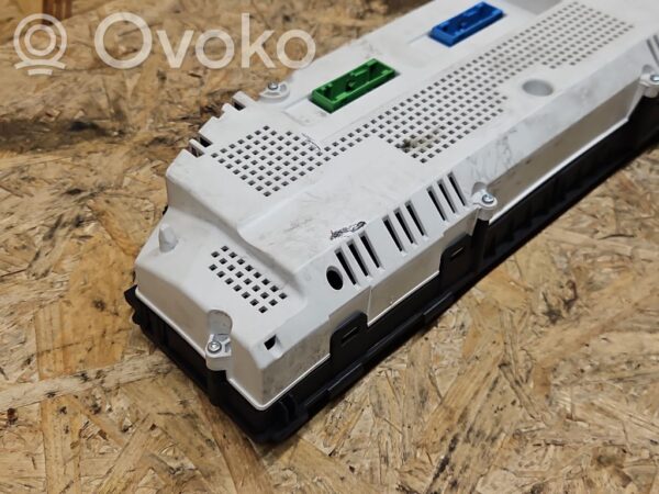 rrr-part-3055-cc0b110ef47cf4ecfc70cc1089a44ac1 Volkswagen Touareg I Speedometer (instrument cluster)