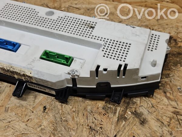 rrr-part-3055-d20d79268e52c7c40da01e9870dec0d8 Volkswagen Touareg I Speedometer (instrument cluster)