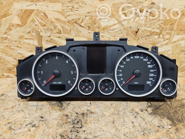 rrr-part-3055-d399fd113553b596a11733e65f224b3e Volkswagen Touareg I Speedometer (instrument cluster)